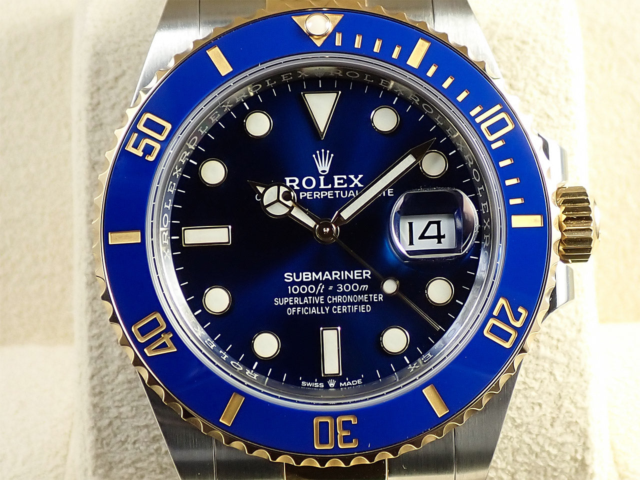 Rolex Submariner Date &lt;Warranty, Box, etc.&gt;