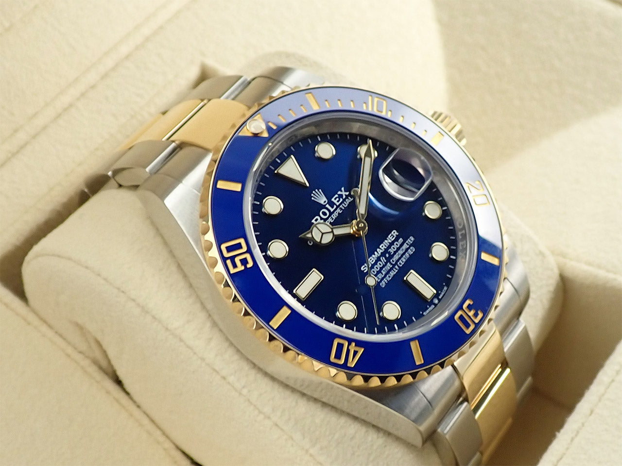 Rolex Submariner Date &lt;Warranty, Box, etc.&gt;