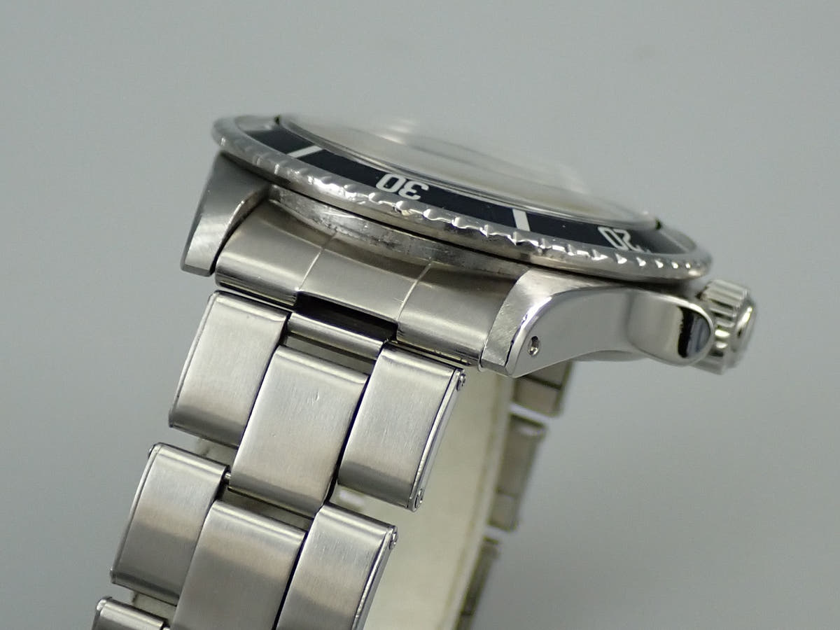 ロレックス サブマリーナー Ref.5513 ブラック文字盤 中古 TY5WKRYV