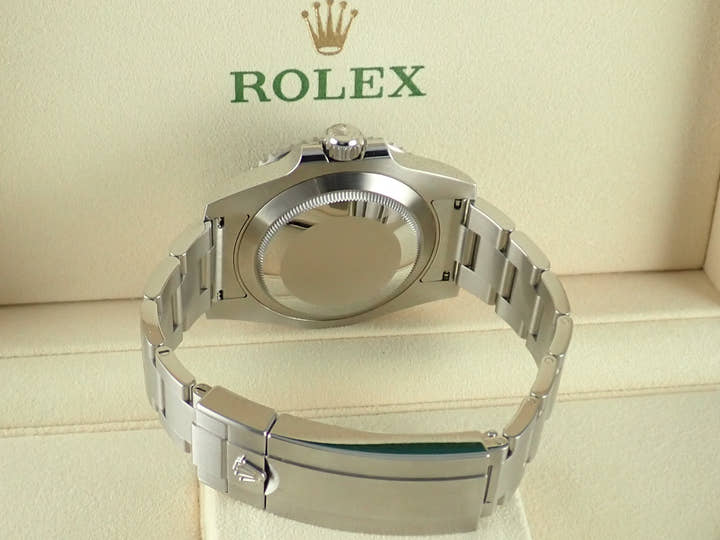 ロレックス サブマリーナー Ref.116610LV グリーン文字盤 未使用 submariner-294