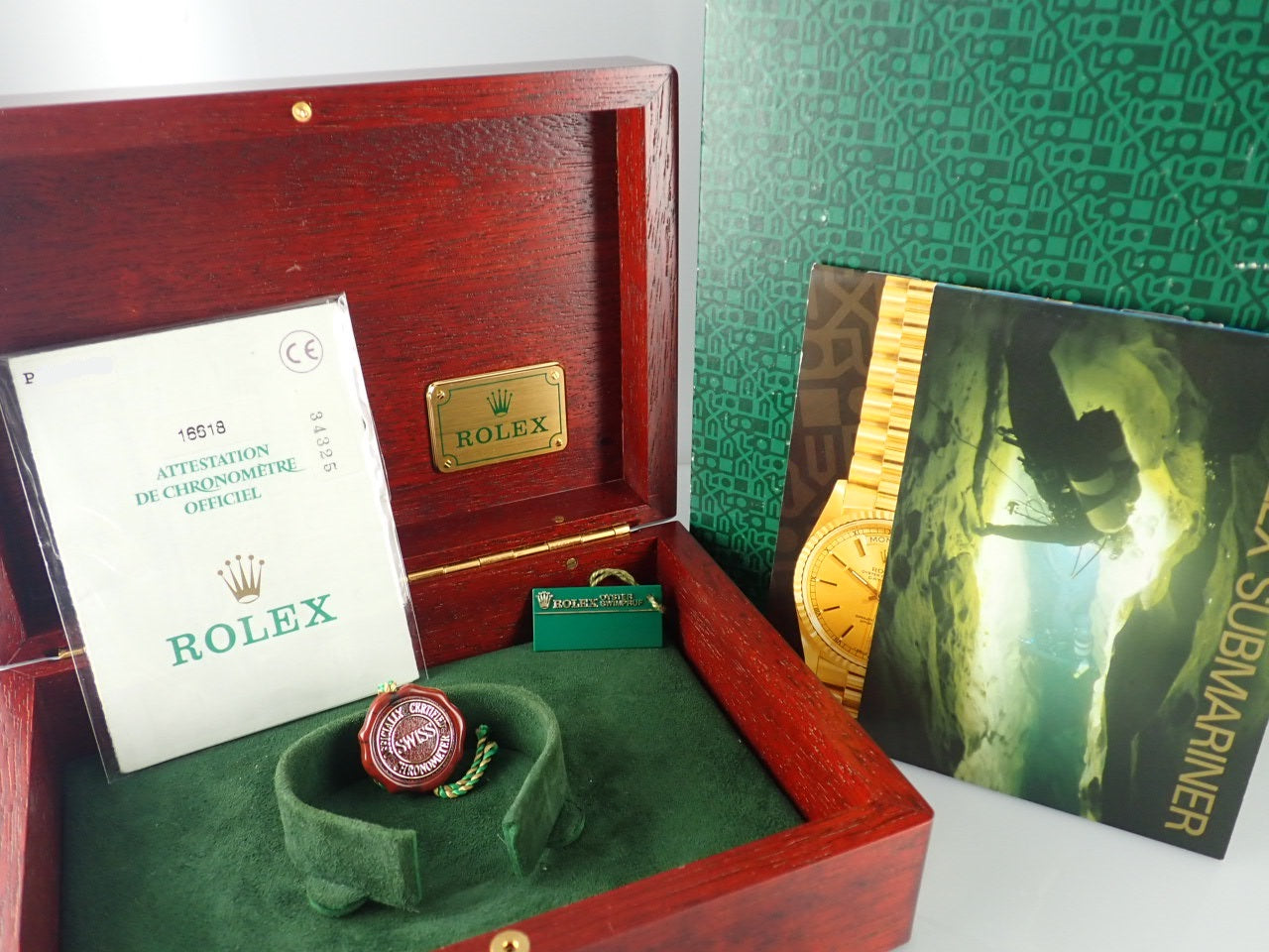 Rolex Submariner Blue Sub P serial number &lt;Warranty, box, etc.&gt;