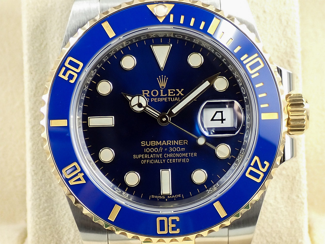 Rolex Submariner Date &lt;Warranty, Box, etc.&gt;