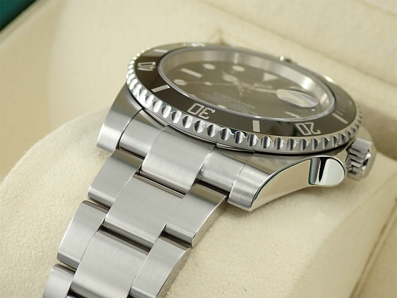 Rolex Submariner Date &lt;Warranty, Box, etc.&gt;