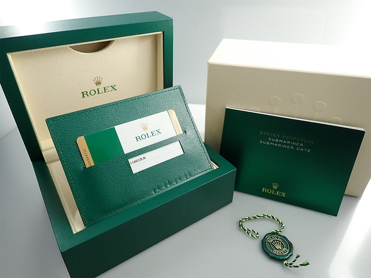 Rolex Submariner Date &lt;Warranty, Box, etc.&gt;