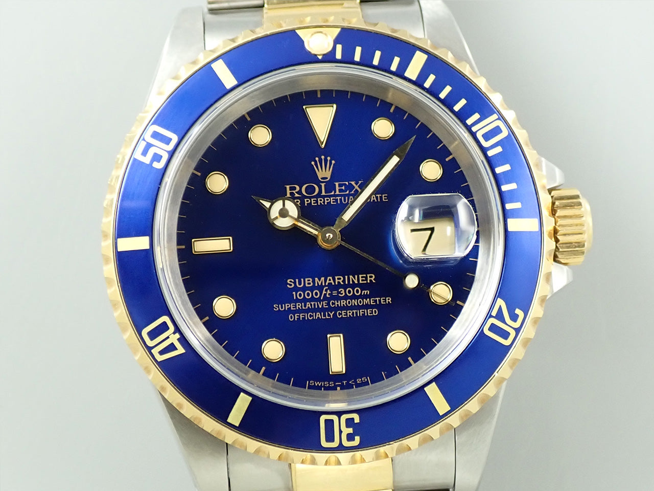 Rolex Submariner Date &lt;Warranty and Box&gt;