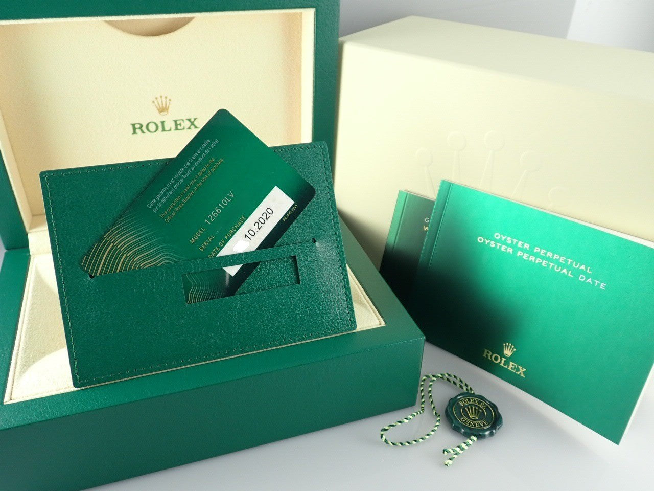 Rolex New Submariner Green [Unused] &lt;Warranty, Box, etc.&gt;