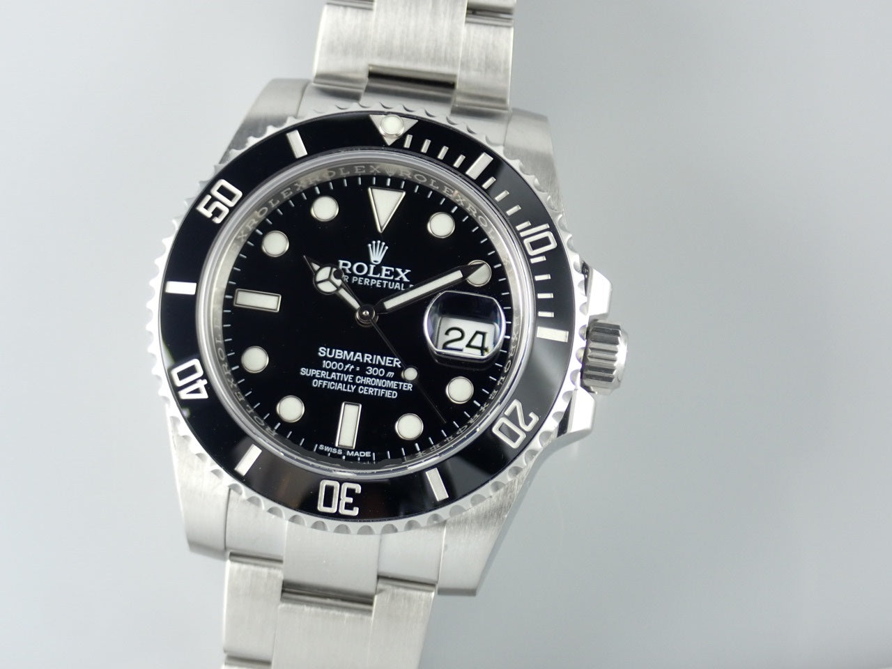 Rolex Submariner Date Random &lt;Warranty, Box, etc.&gt;