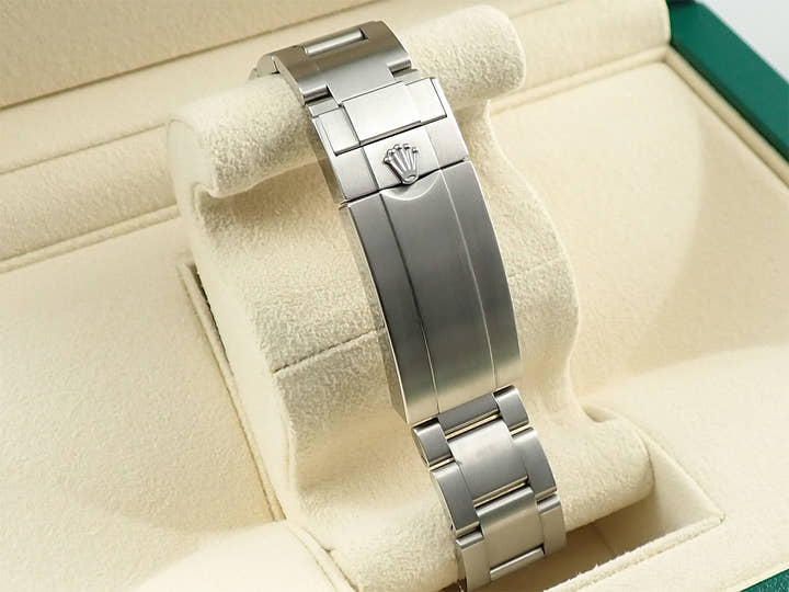 Rolex Submariner Date <Warranty, Box, etc.>