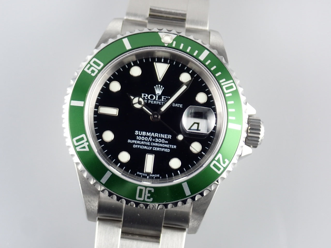 Rolex Submariner Green D serial number &lt;Warranty, box, etc.&gt;