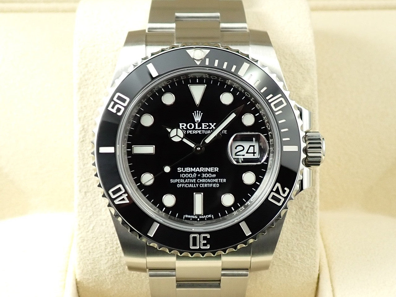 Rolex Submariner Date &lt;Warranty, Box, etc.&gt;