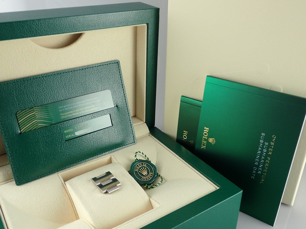 Rolex New Submariner [Excellent Condition] &lt;New Warranty Card, Box, etc.&gt;