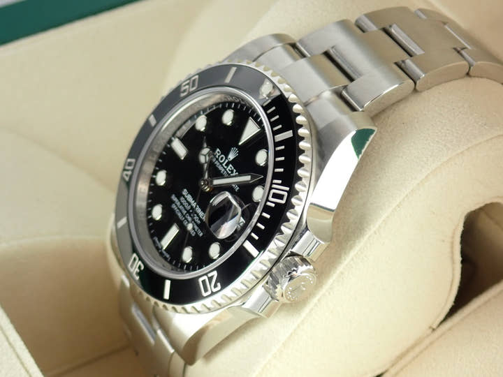 ロレックス サブマリーナー Ref.116610LN ブラック文字盤 未使用 submariner-342