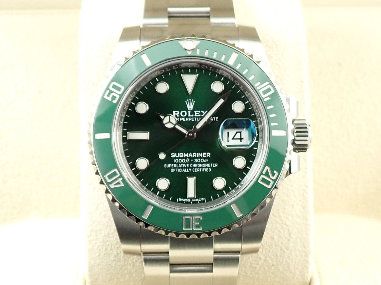 Rolex Submariner Date &lt;Warranty, Box, etc.&gt;