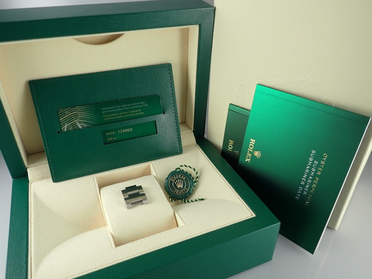 Rolex New Submariner [Unused] &lt;New warranty, box, etc.&gt;