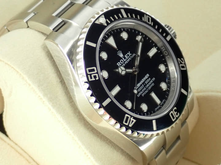ロレックス サブマリーナー Ref.114060 ブラック文字盤 中古 submariner-360