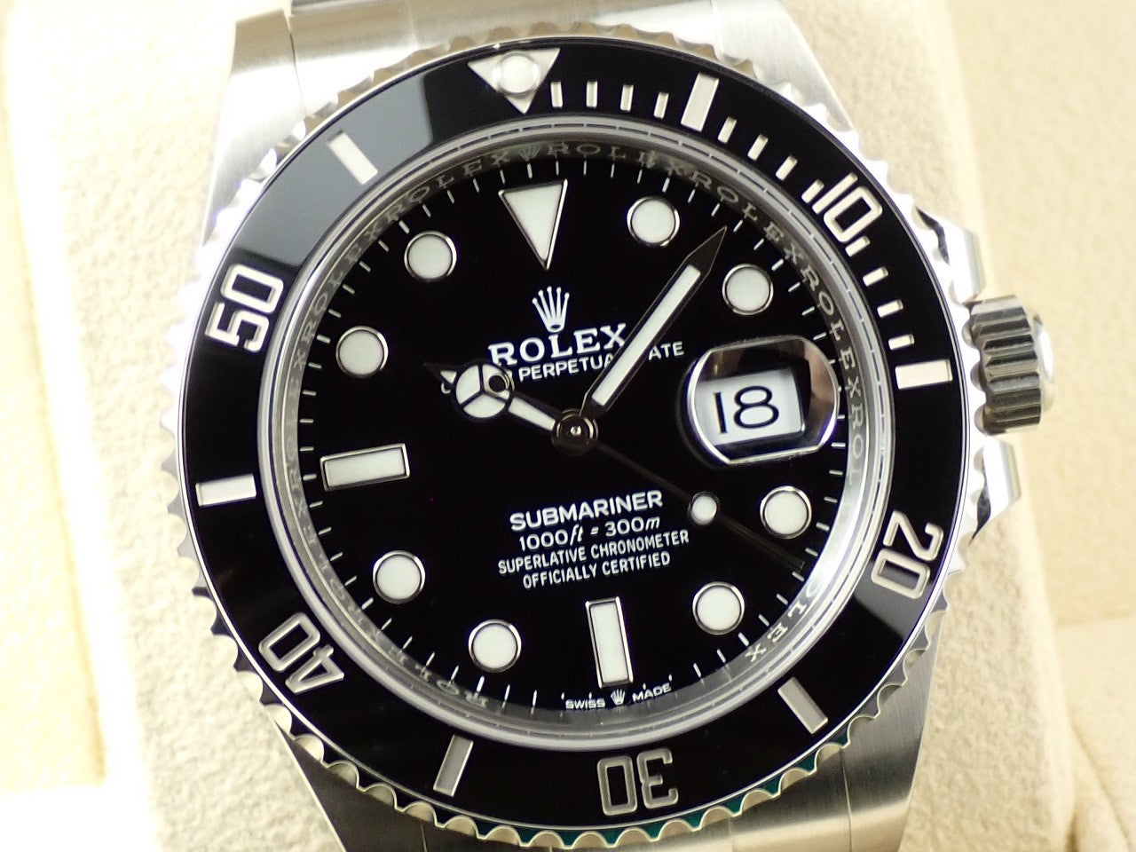 Rolex Submariner Date &lt;Warranty, Box, etc.&gt;