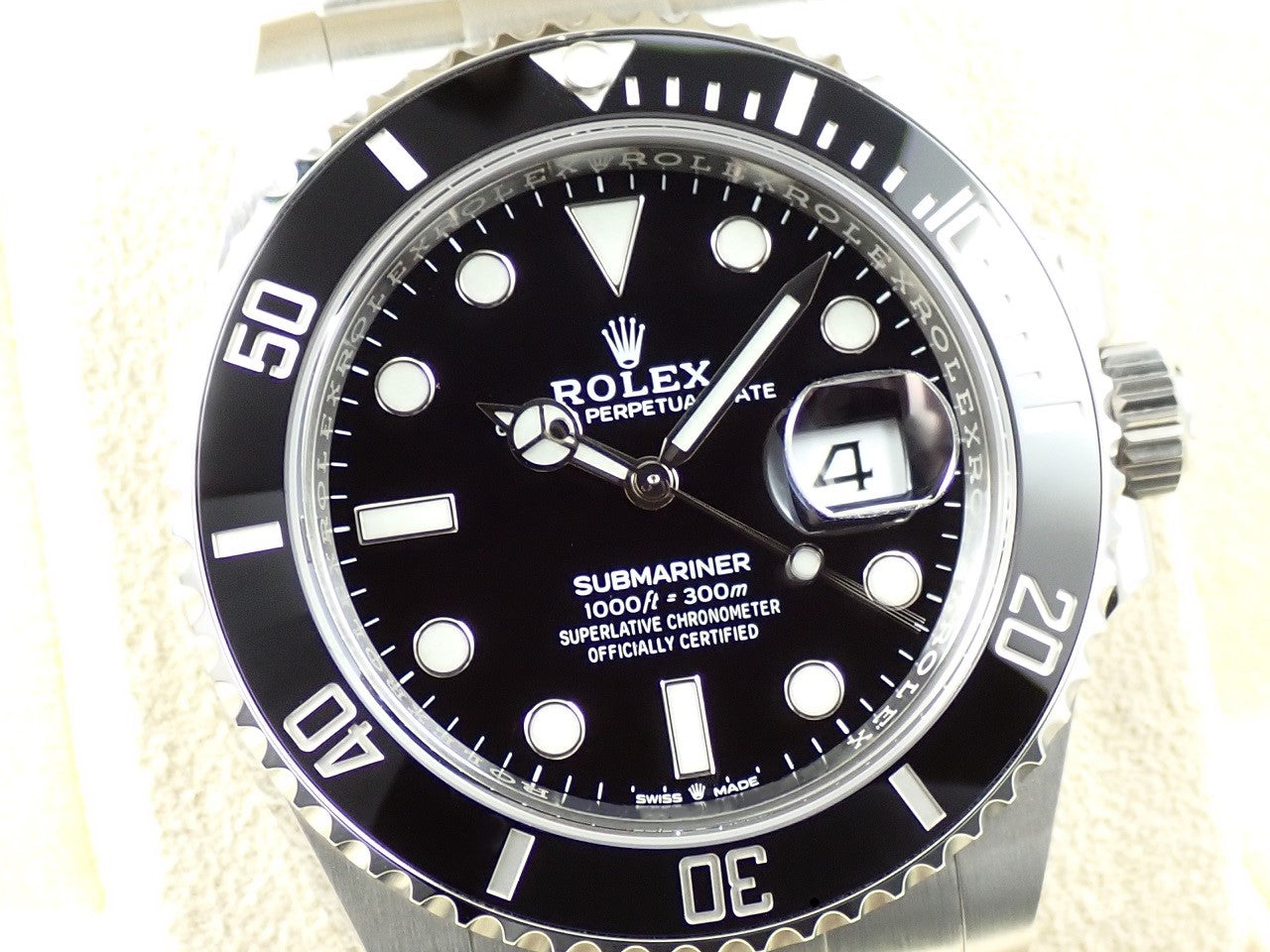 Rolex Submariner Date &lt;Warranty, Box, etc.&gt;