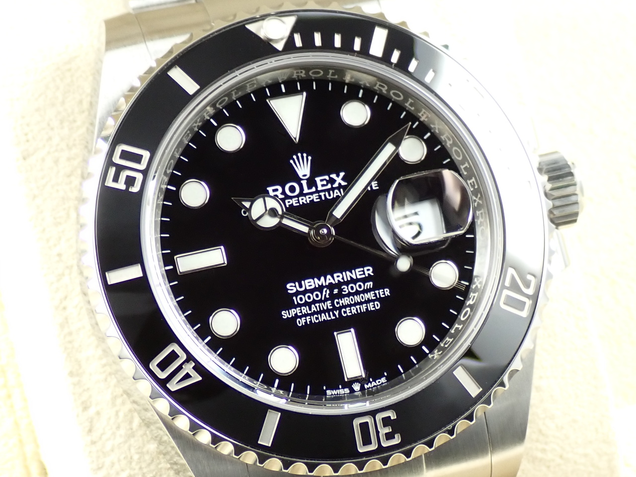 Rolex Submariner Date &lt;Warranty, Box, etc.&gt;