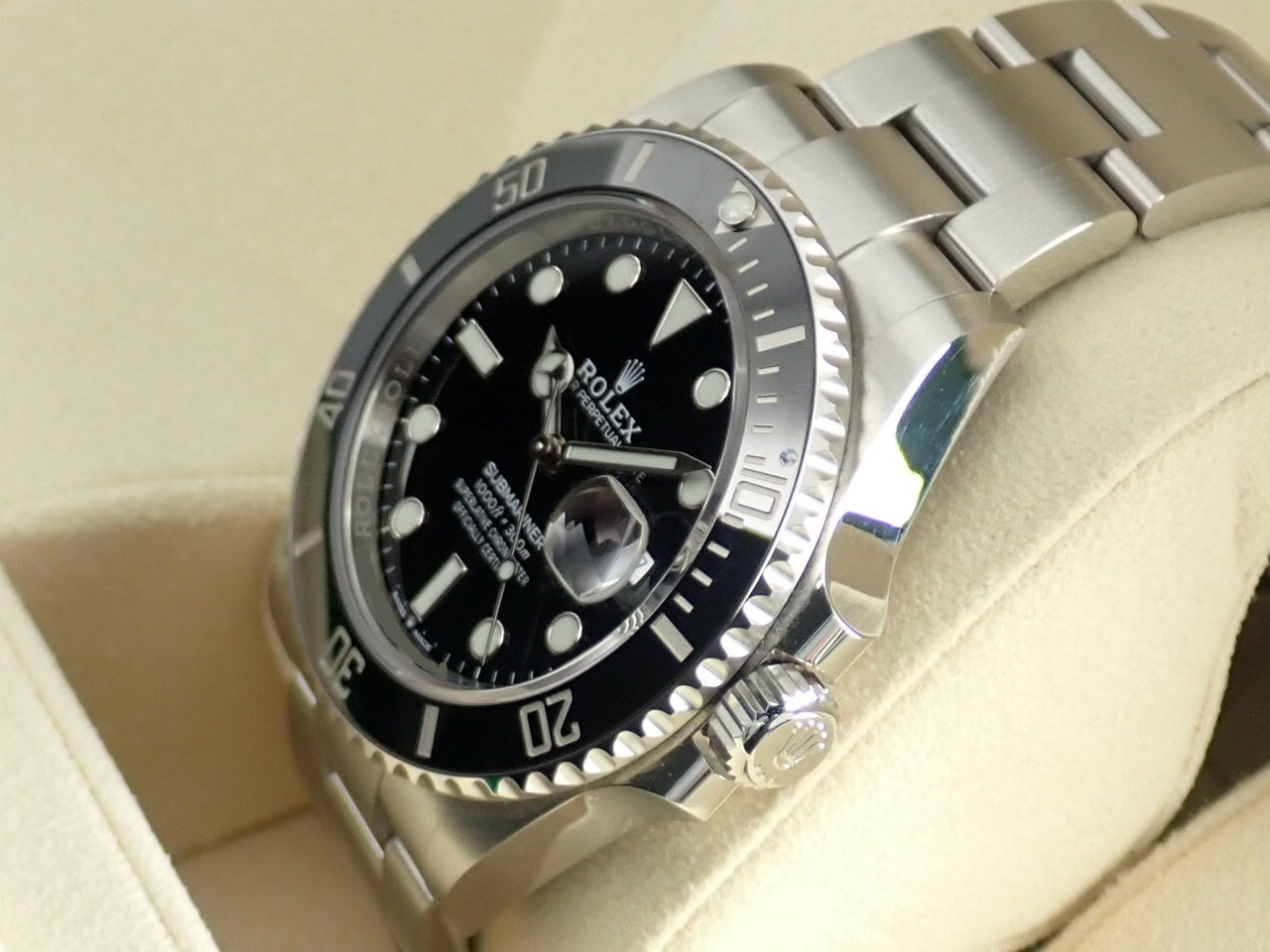 Rolex New Submariner Date [Excellent condition] &lt;Warranty, box, etc.&gt;