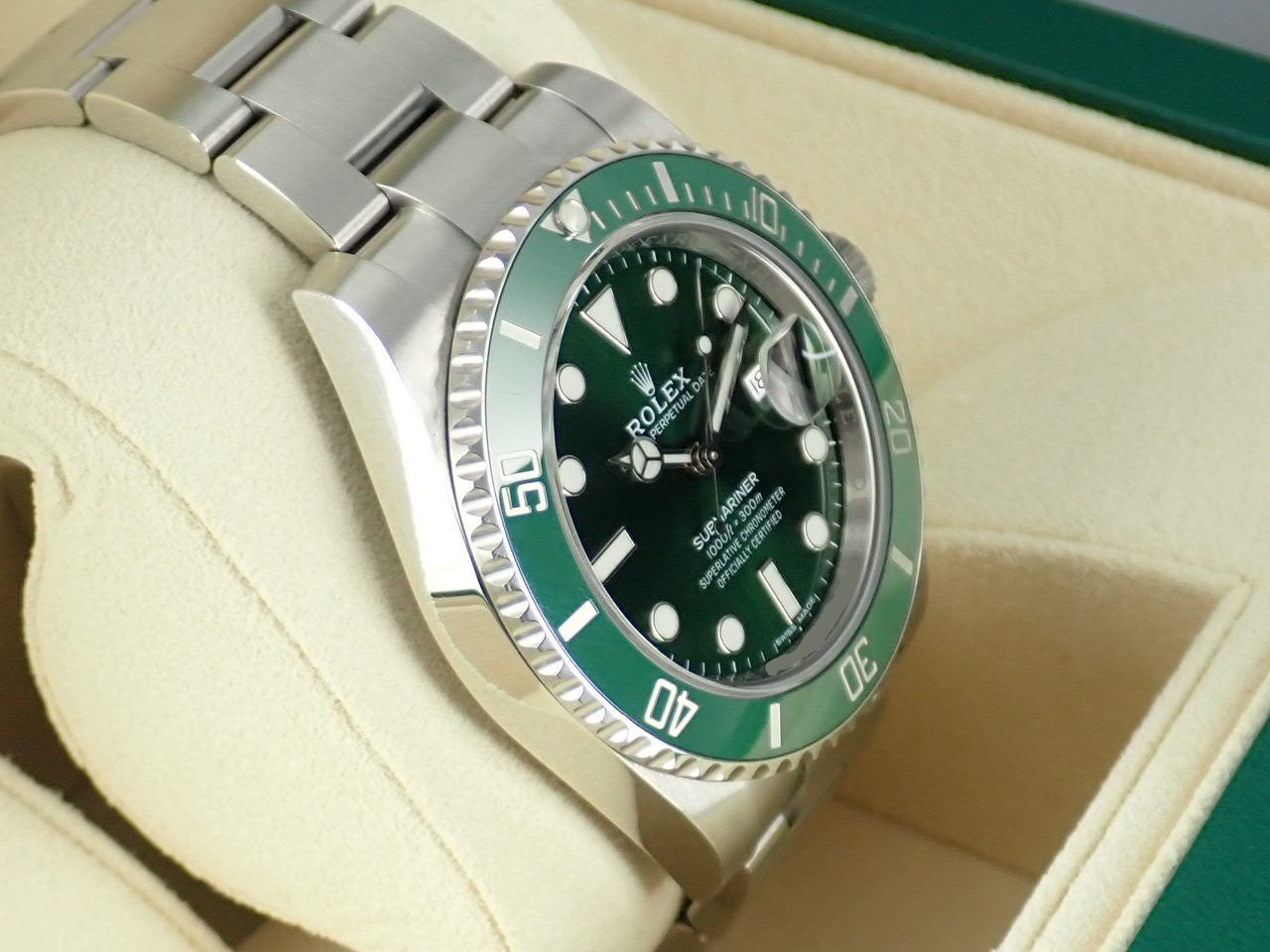 Rolex Submariner Green &lt;Warranty, Box, etc.&gt;