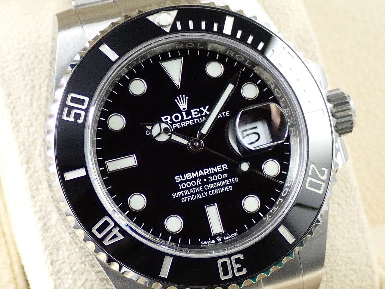 Rolex Submariner Date &lt;Warranty, Box, etc.&gt;