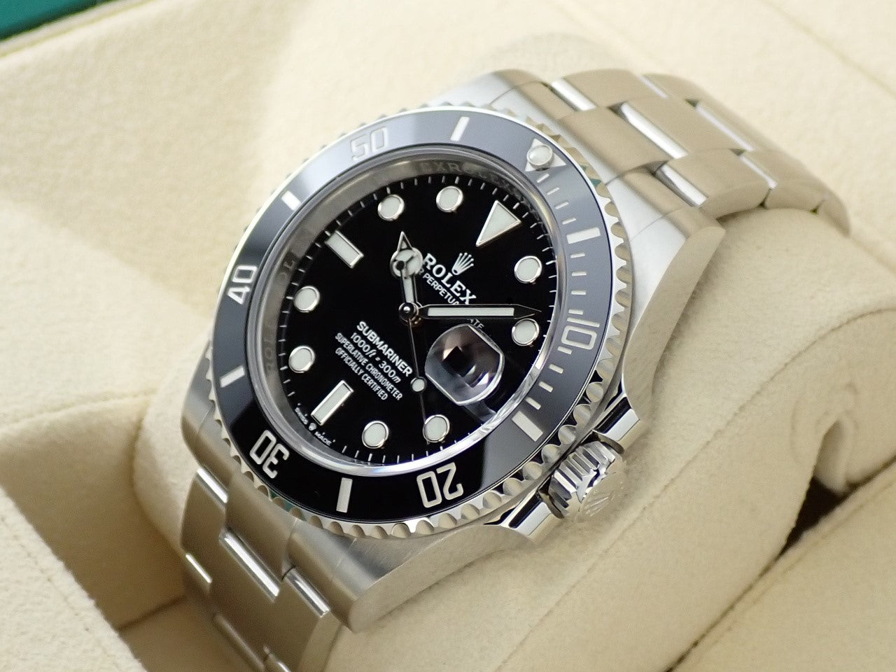 Rolex Submariner Date &lt;Warranty, Box, etc.&gt;