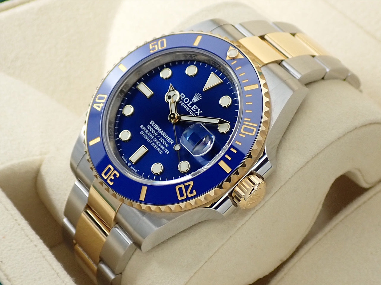 Rolex Submariner Date &lt;Warranty, Box, etc.&gt;