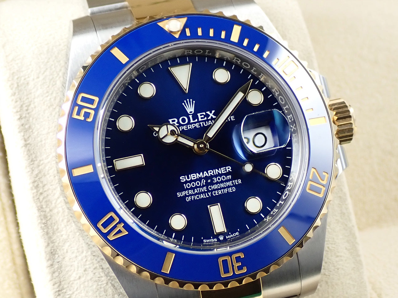 Rolex Submariner Date &lt;Warranty, Box, etc.&gt;