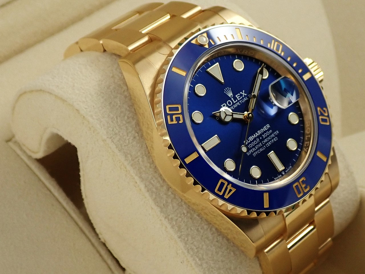 Rolex Submariner Date &lt;Warranty, Box, etc.&gt;