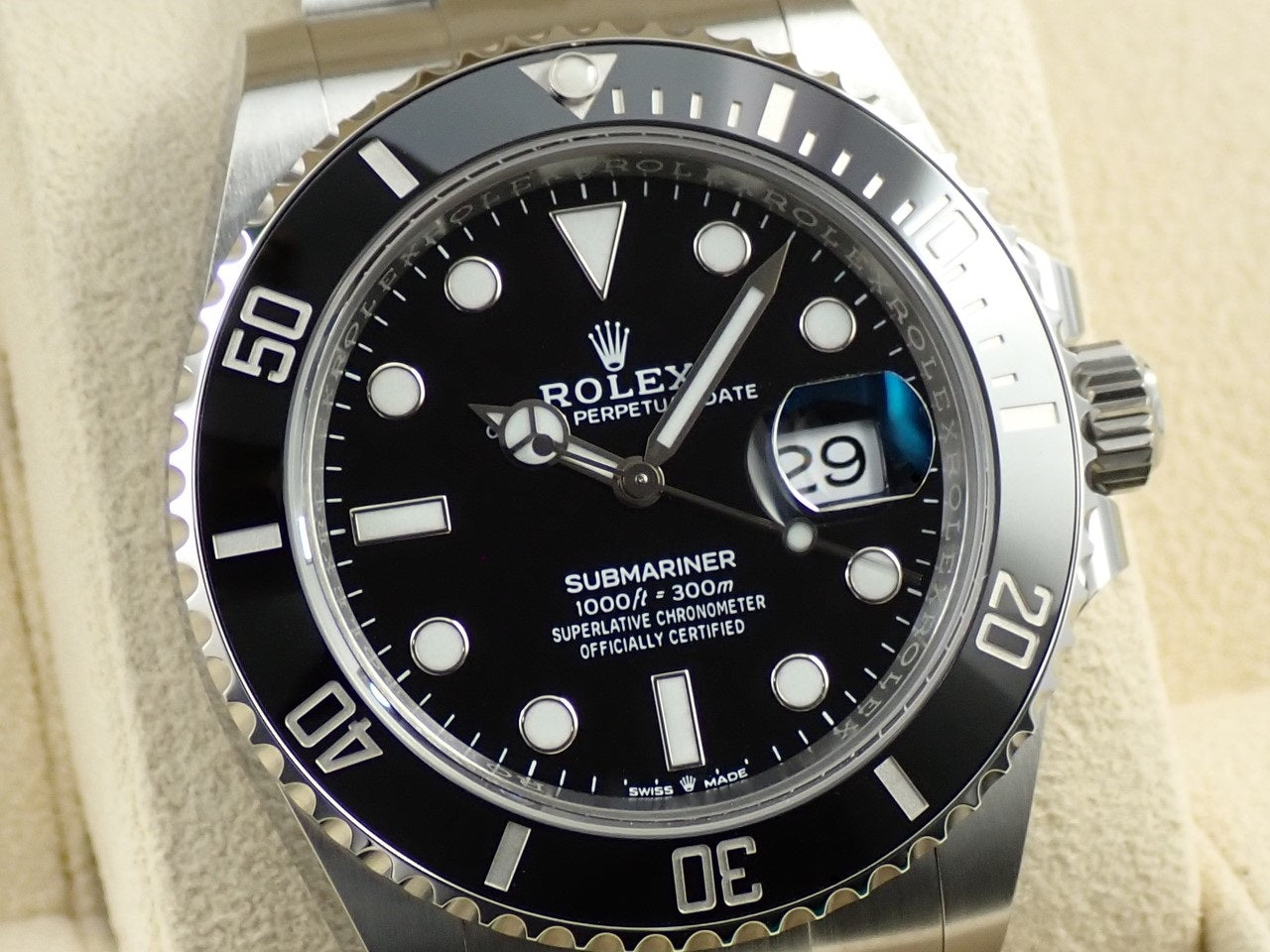 Rolex Submariner Date &lt;Warranty, Box, etc.&gt;