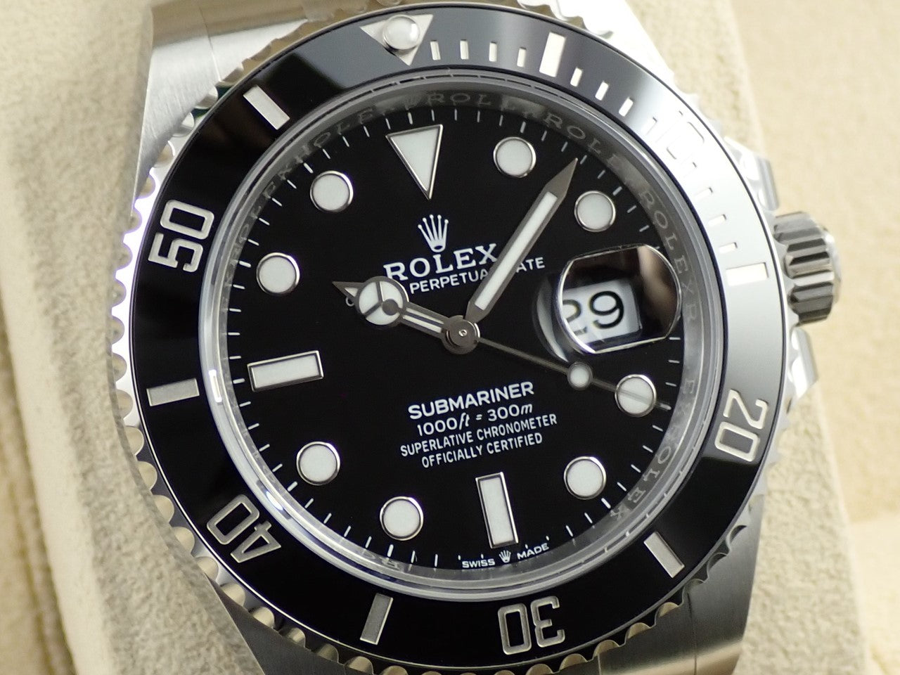 Rolex Submariner Date &lt;Warranty, Box, etc.&gt;