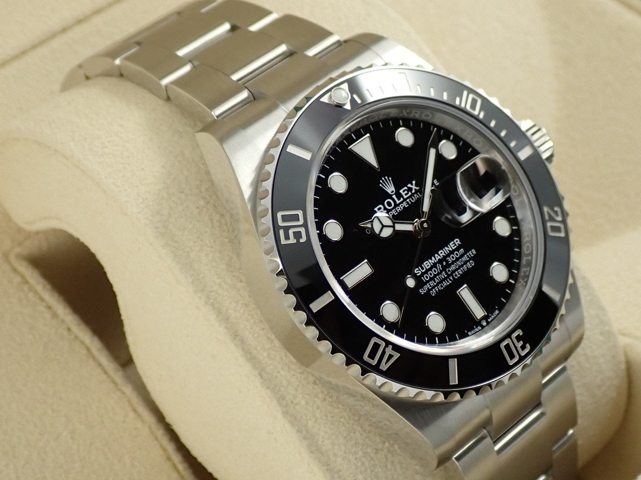 Rolex Submariner Date &lt;Warranty, Box, etc.&gt;