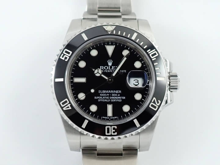 Rolex Submariner Date <Warranty and Others>