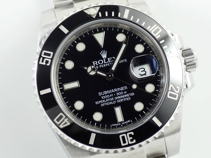 Rolex Submariner Date <Warranty and Others>