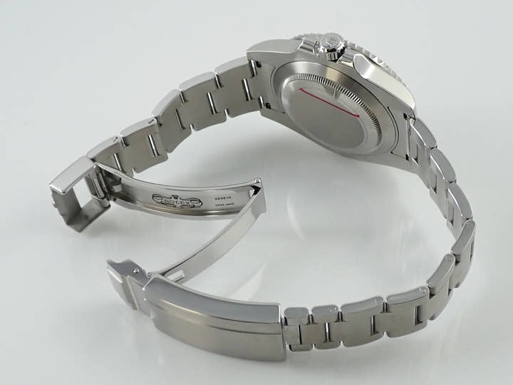 Rolex Submariner Date <Warranty and Others>