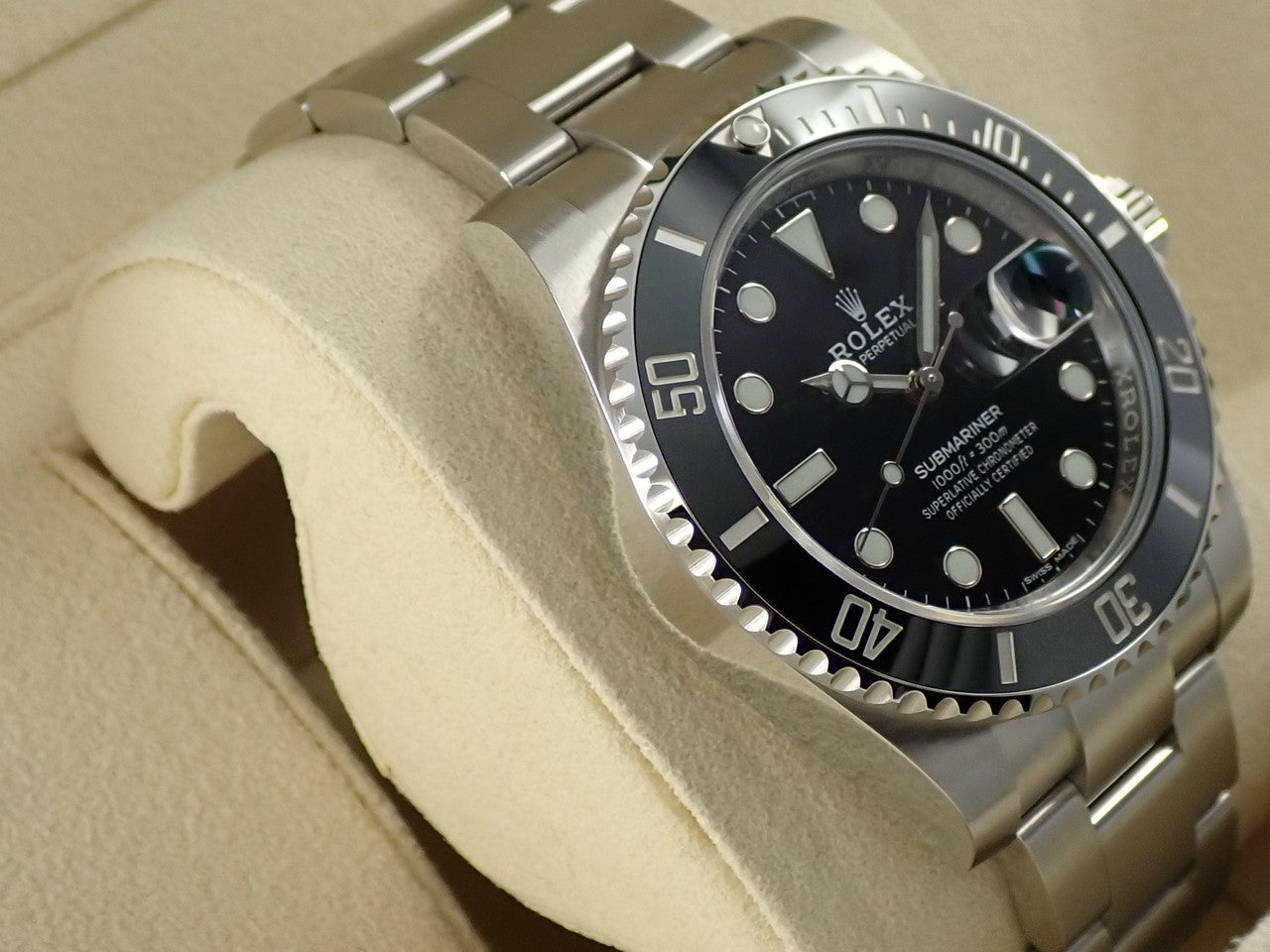 Rolex Submariner Date &lt;Warranty, Box, etc.&gt;