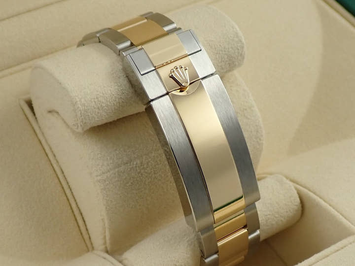 Rolex Submariner Date <Warranty, Box, etc.>