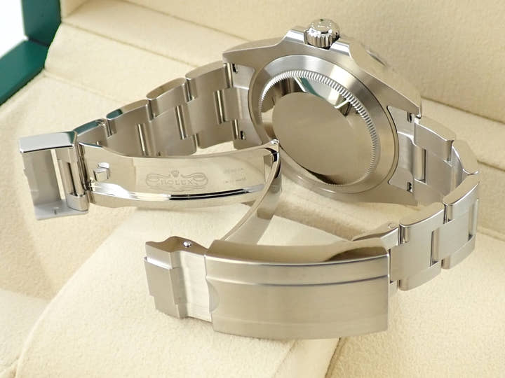 ロレックス サブマリーナー デイト Ref.126610LV ステンレススチール ブラック文字盤