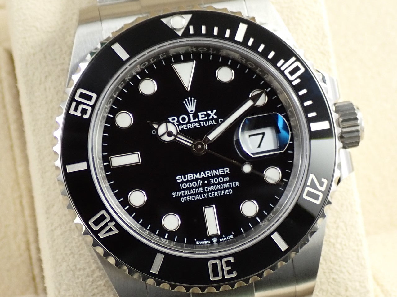 Rolex Submariner Date &lt;Warranty, Box, etc.&gt;