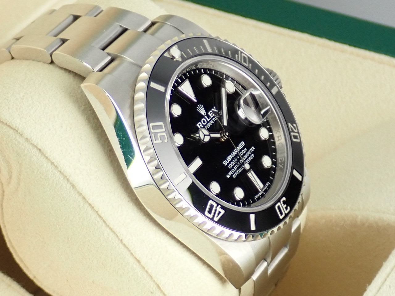 Rolex Submariner Date Random &lt;Warranty, Box, etc.&gt;