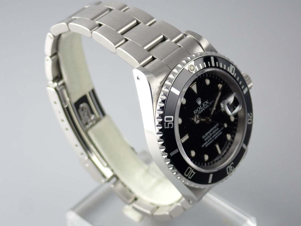 Rolex Submariner Date W serial number &lt;&lt;Warranty, box, etc.&gt;&gt;