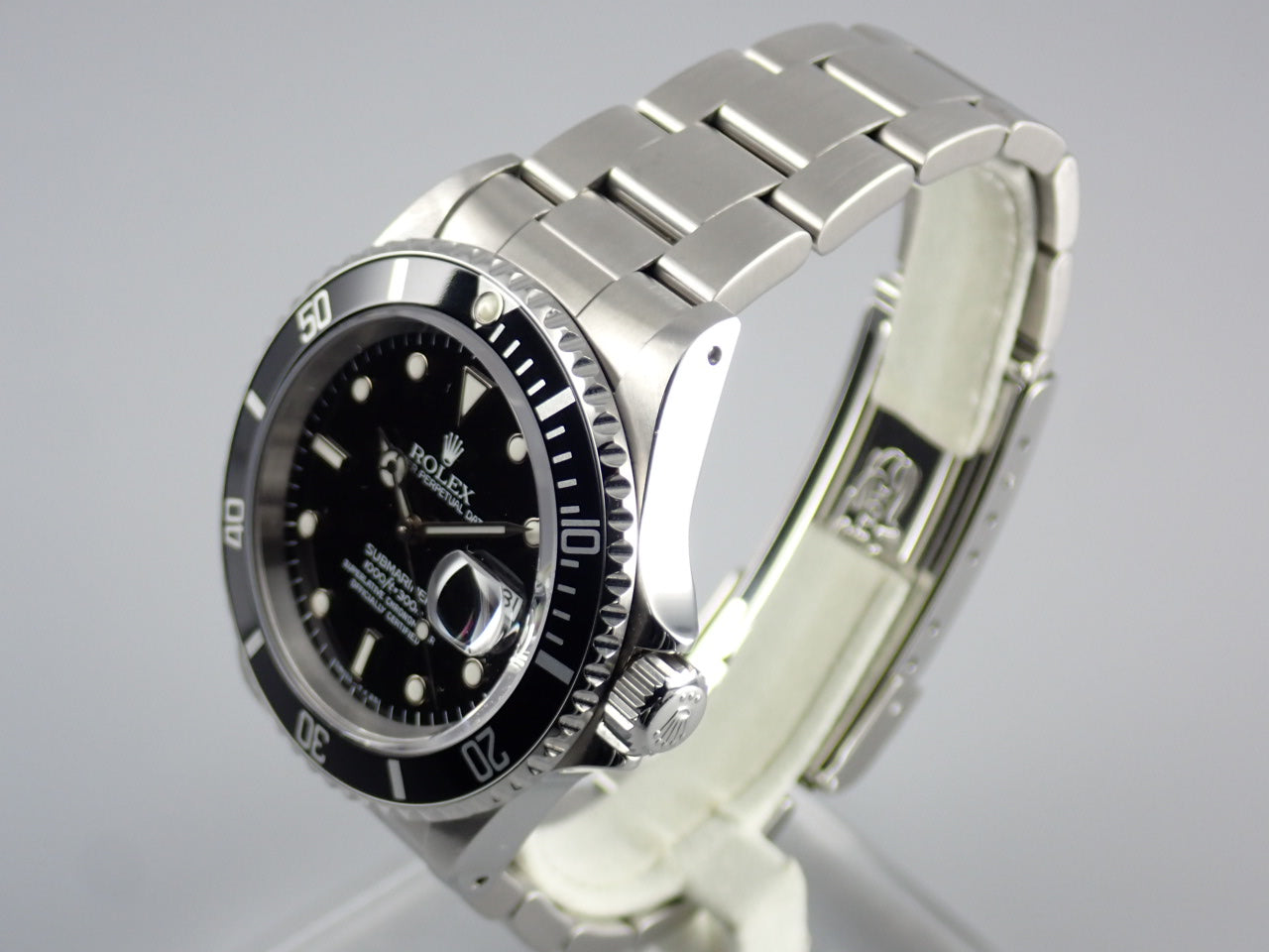 Rolex Submariner Date W serial number &lt;&lt;Warranty, box, etc.&gt;&gt;