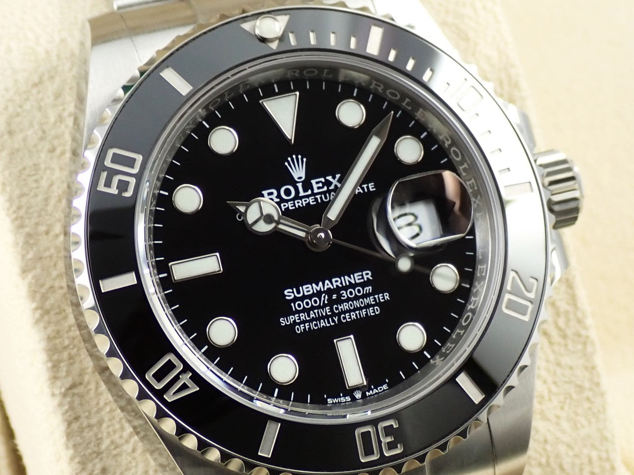 Rolex Submariner Date &lt;Warranty, Box, etc.&gt;