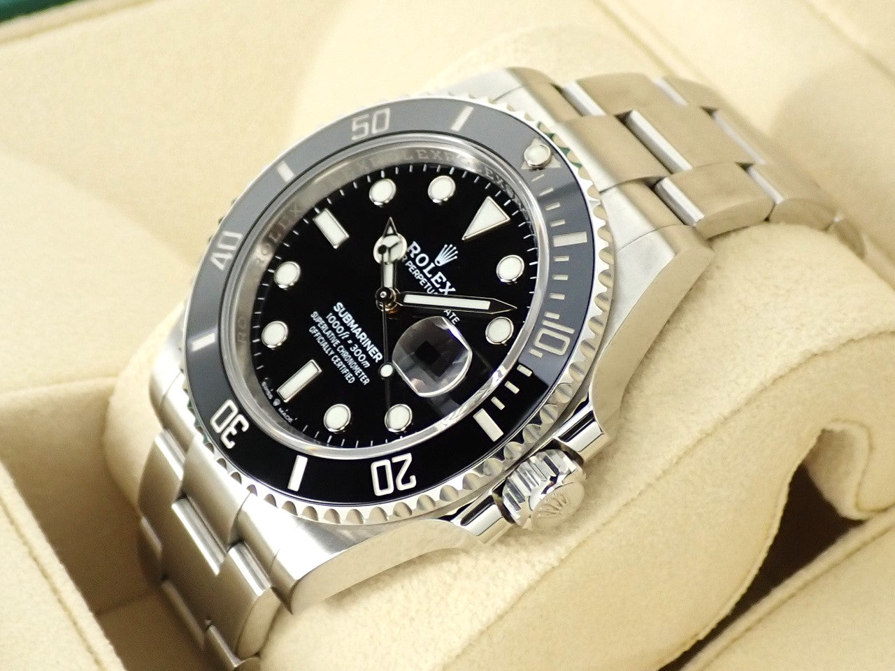 Rolex Submariner Date &lt;Warranty, Box, etc.&gt;