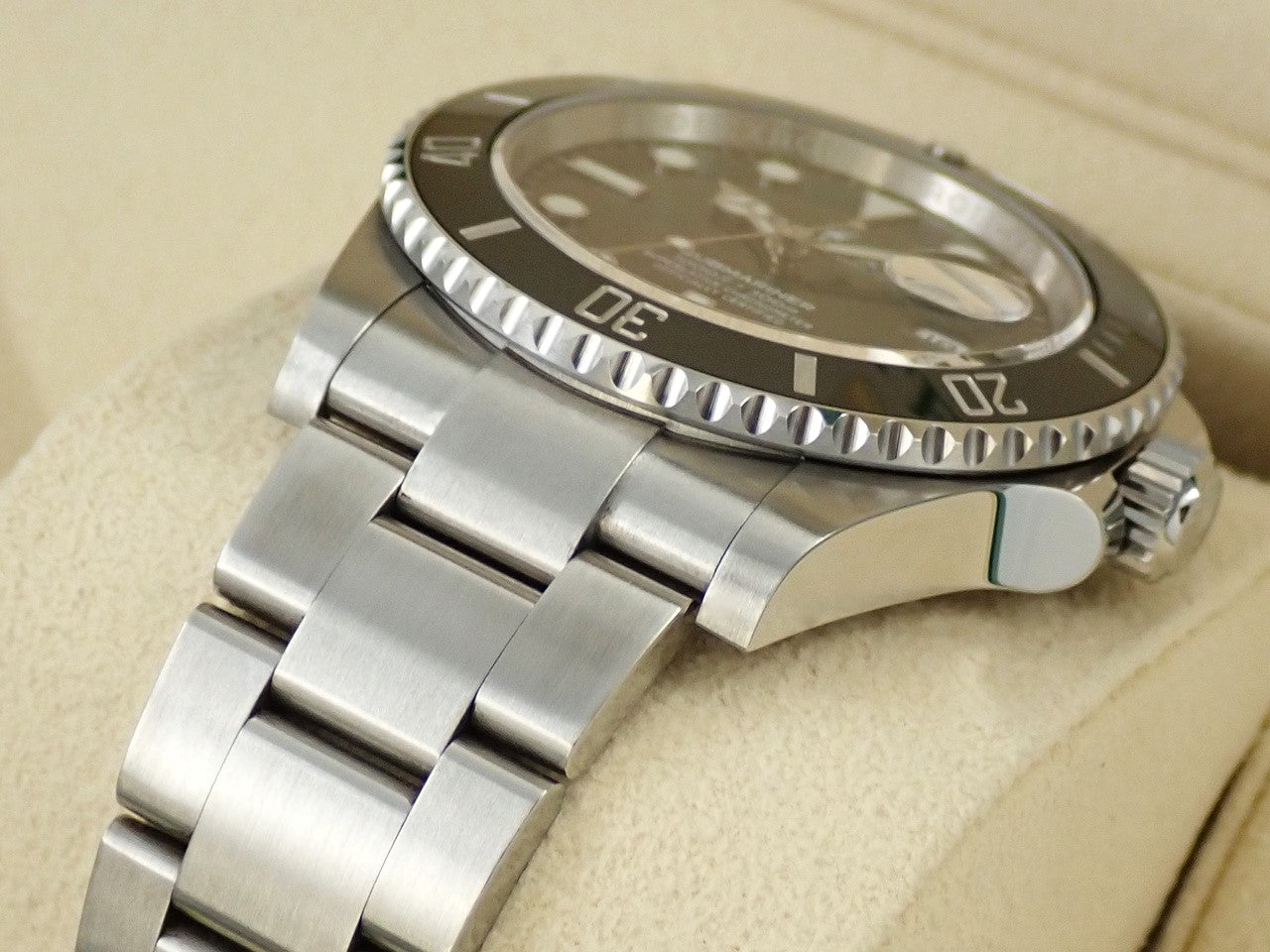 Rolex Submariner Date &lt;Warranty, Box, etc.&gt;