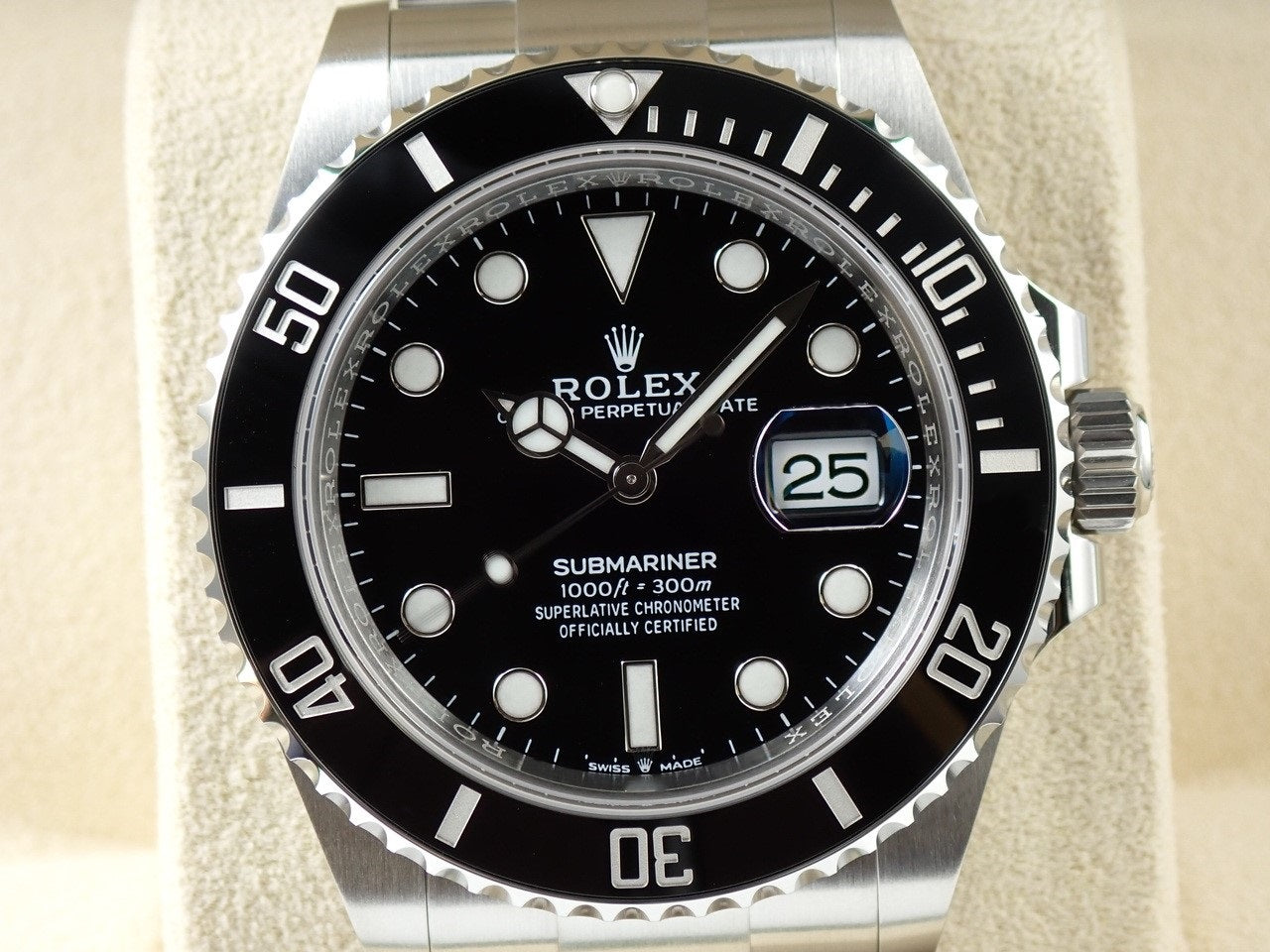 Rolex Submariner Date &lt;Warranty, Box, etc.&gt;