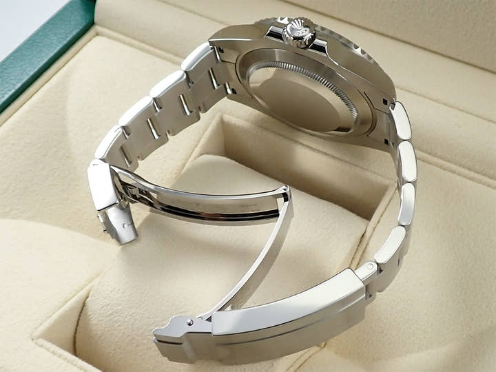 ロレックス サブマリーナー デイト Ref.126610LV ステンレススチール ブラック文字盤