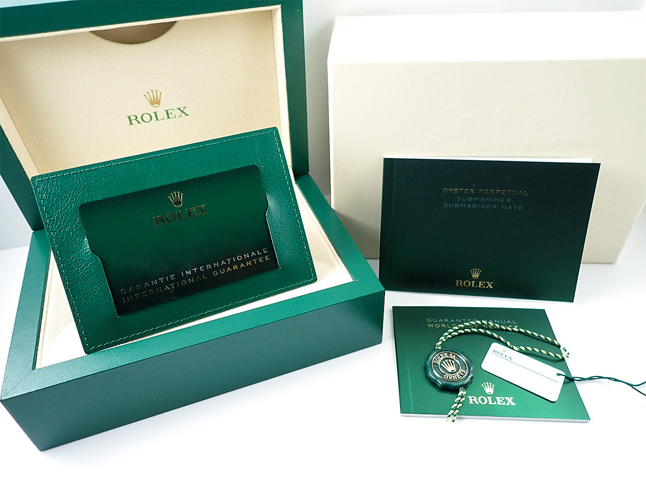 Rolex Submariner Date &lt;Warranty, Box, etc.&gt;