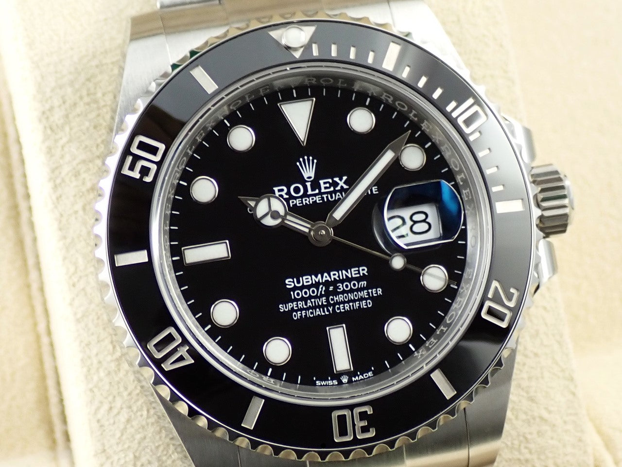 Rolex Submariner Date &lt;Warranty, Box, etc.&gt;