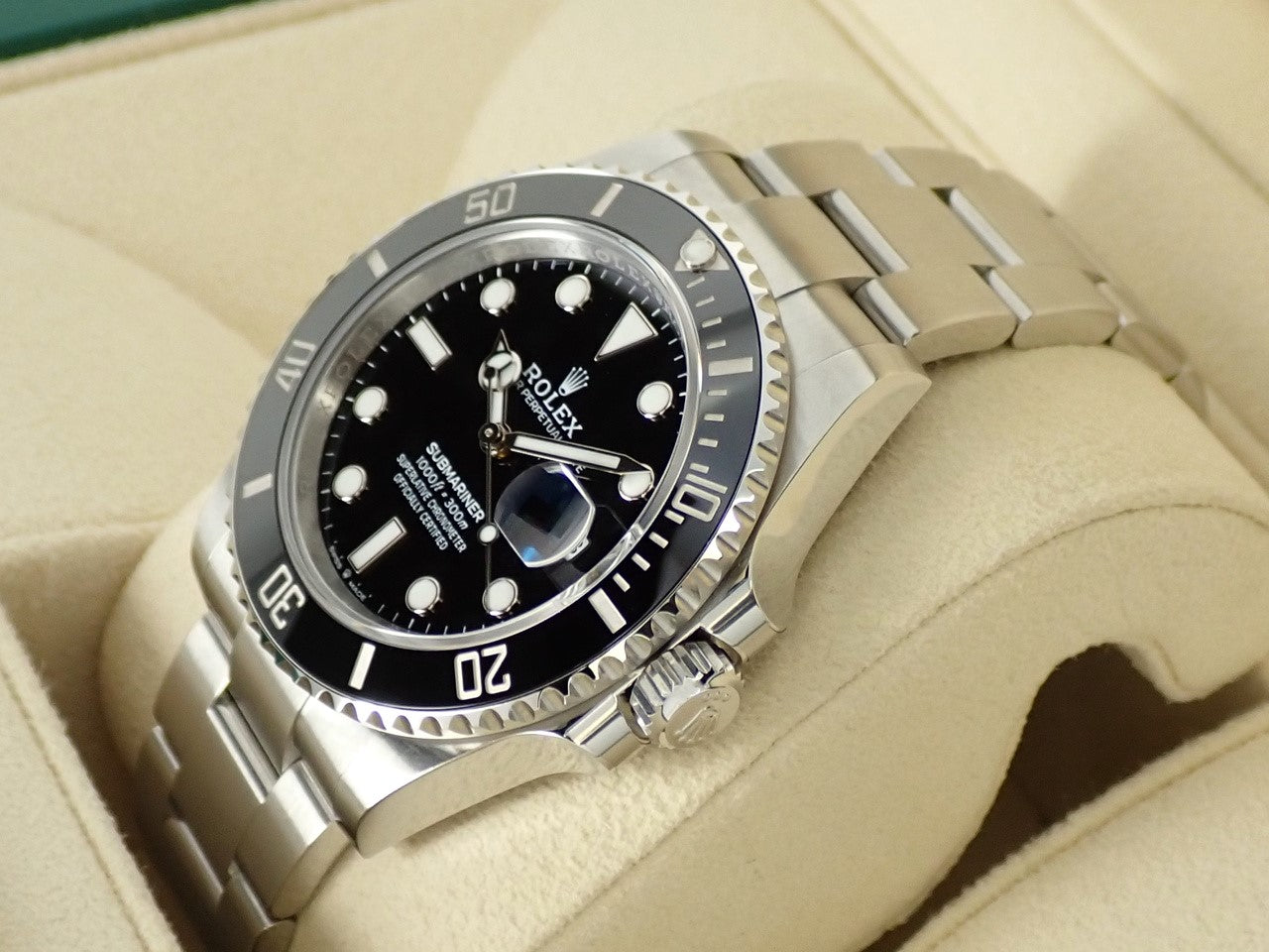 Rolex Submariner Date &lt;Warranty, Box, etc.&gt;